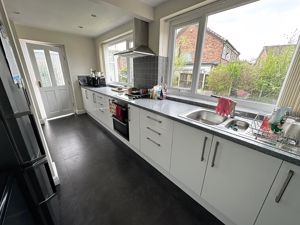 Kitchen- click for photo gallery